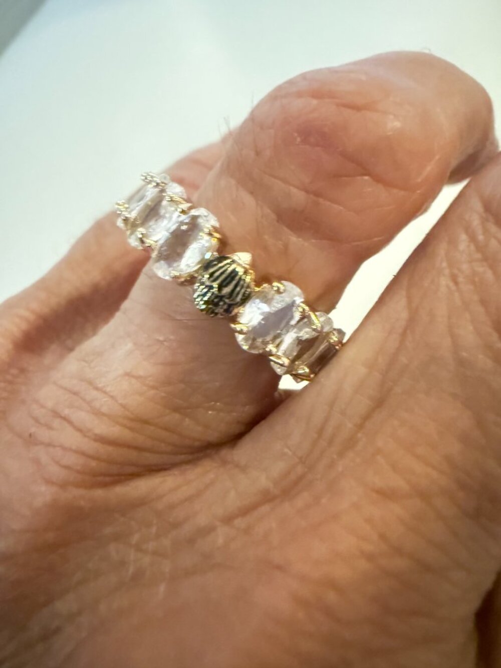 New in box Kurt Geiger Eagle Clear And Gold Eternity Ring Size 7 - Picture 6 of 7